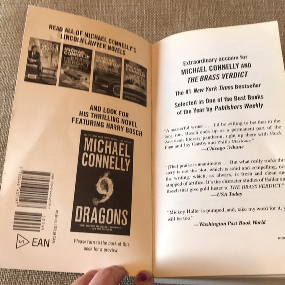 3/$10 The Brass Verdict by Michael Connelly - Picture 8 of 10